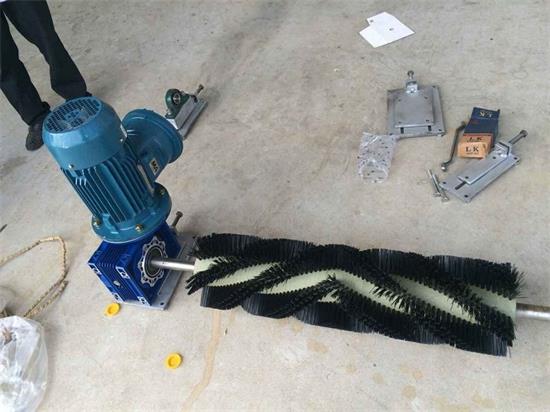 防爆电机滚刷清扫器